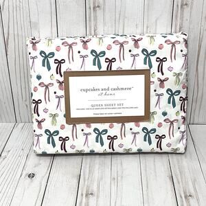 NEW!! Cupcakes and Cashmere Sweet Colorful Christmas Bows Queen Sheet Set
